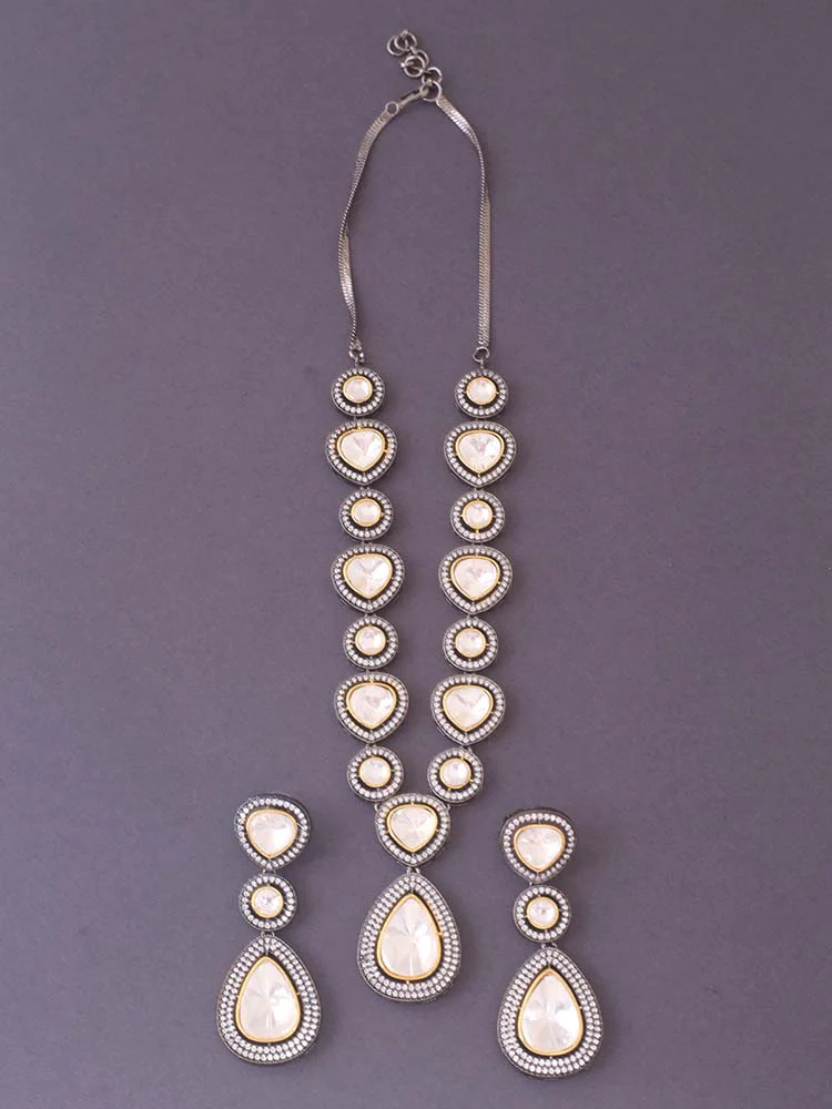 Antique Xanthe Zirconia Jewellery Set - Image 4
