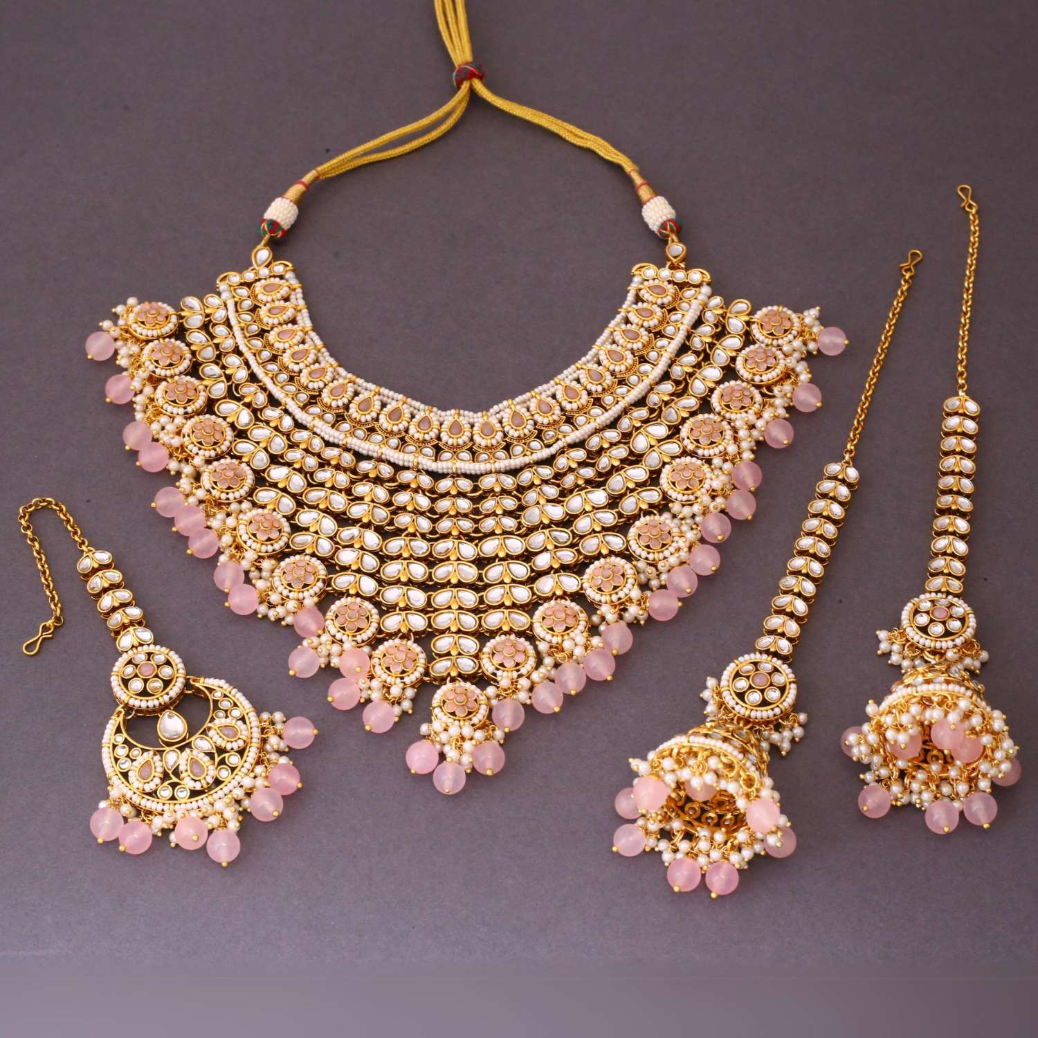 Blush Aarya Kundan Jewellery Set - Image 3
