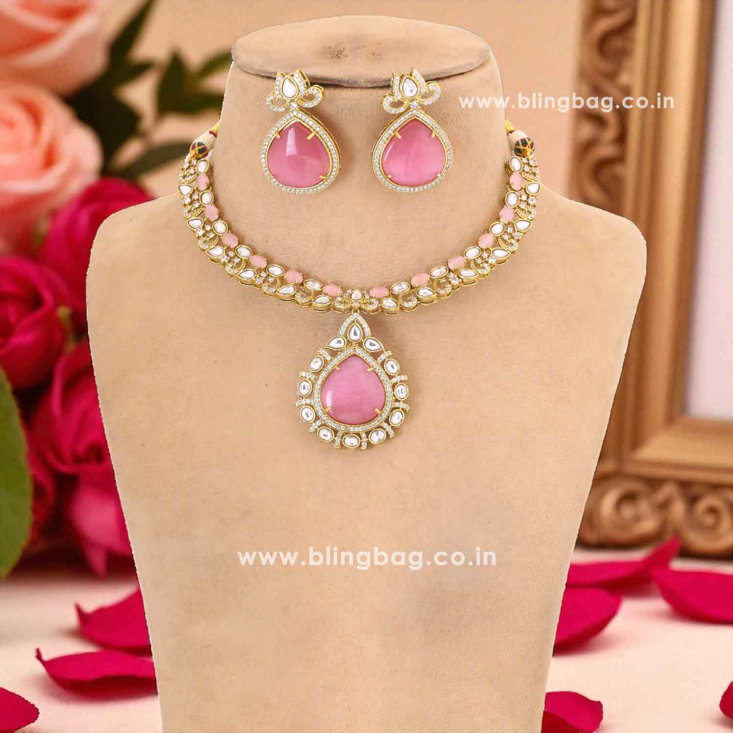 Blush Aurendra Victorian Jewellery Set - New Arrival - Image 3