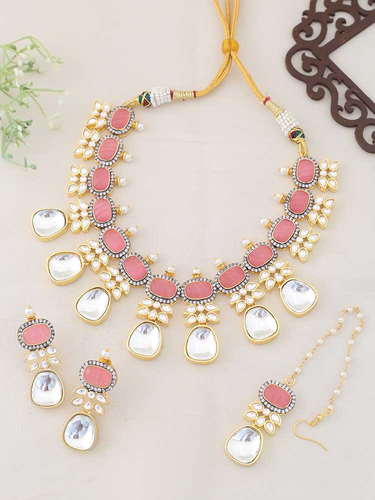 Blush Azadeh Jewellery Set - Image 2