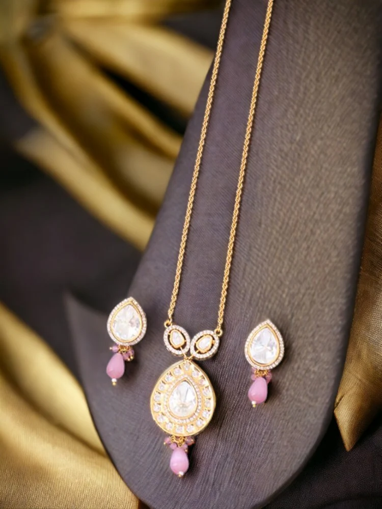 Blush Dalilah Pendant Set - Image 2