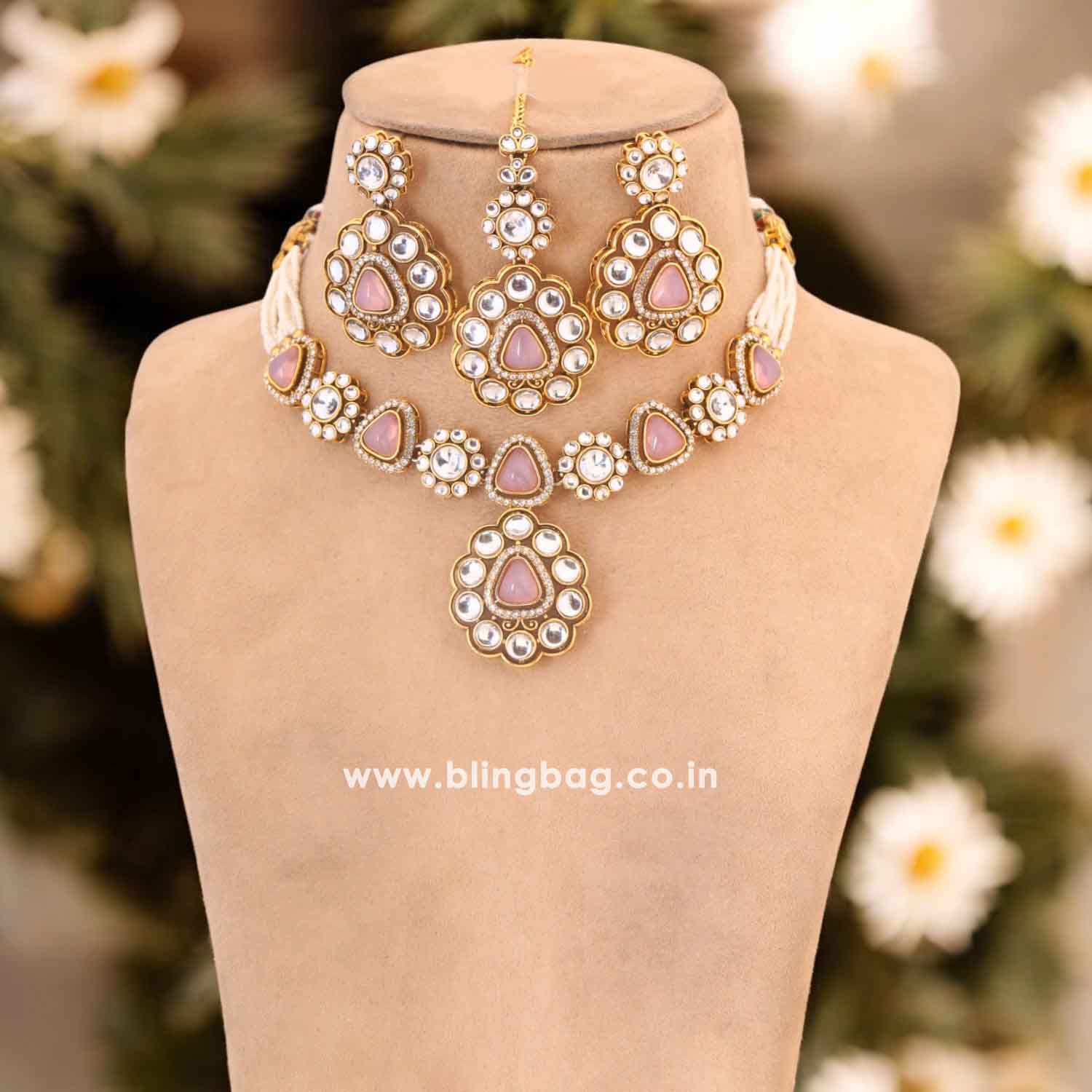 Blush Dhivyashi Kundan Jewellery Set - Image 2