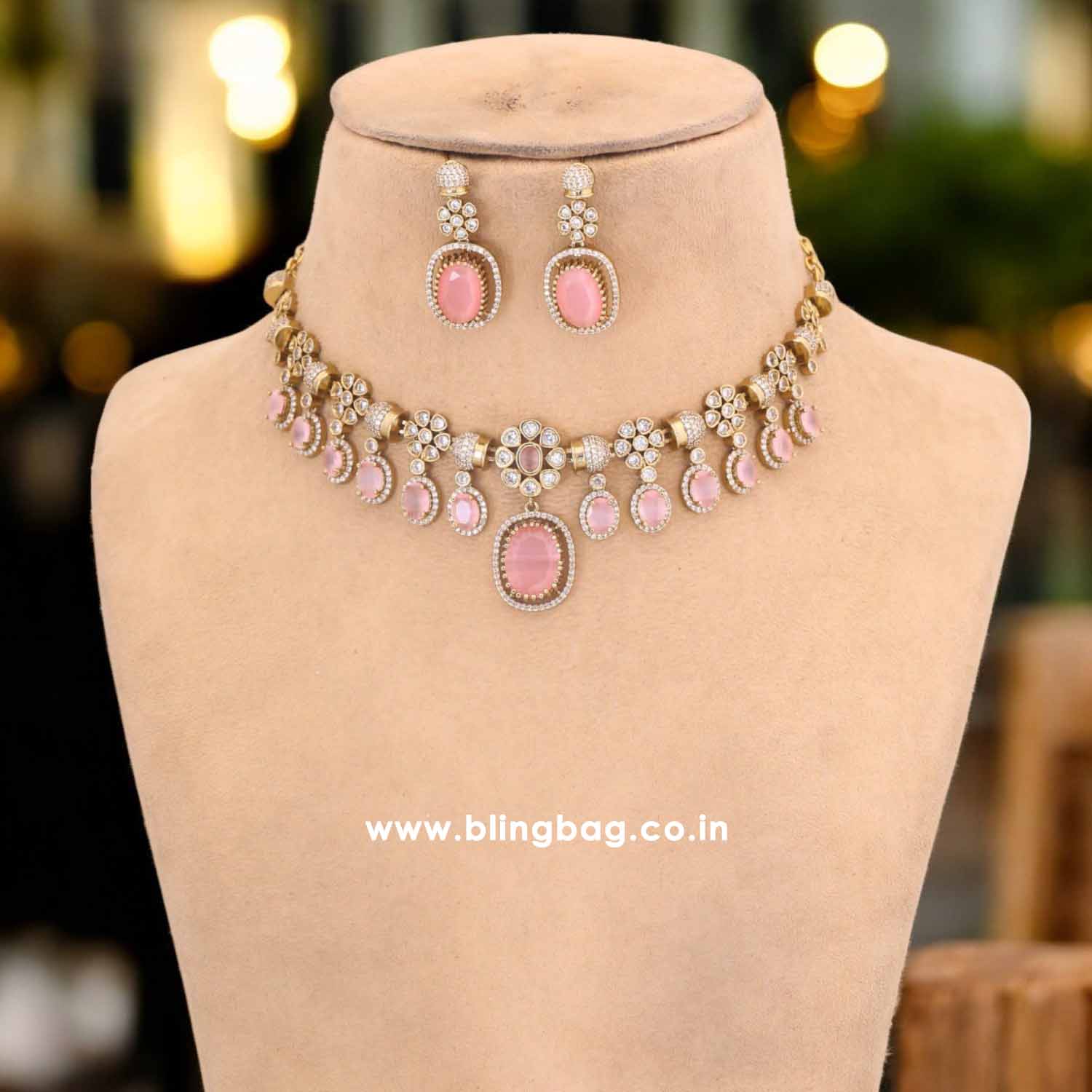 Blush Emily Victorian Jewellery Set - New Arrival - Image 3