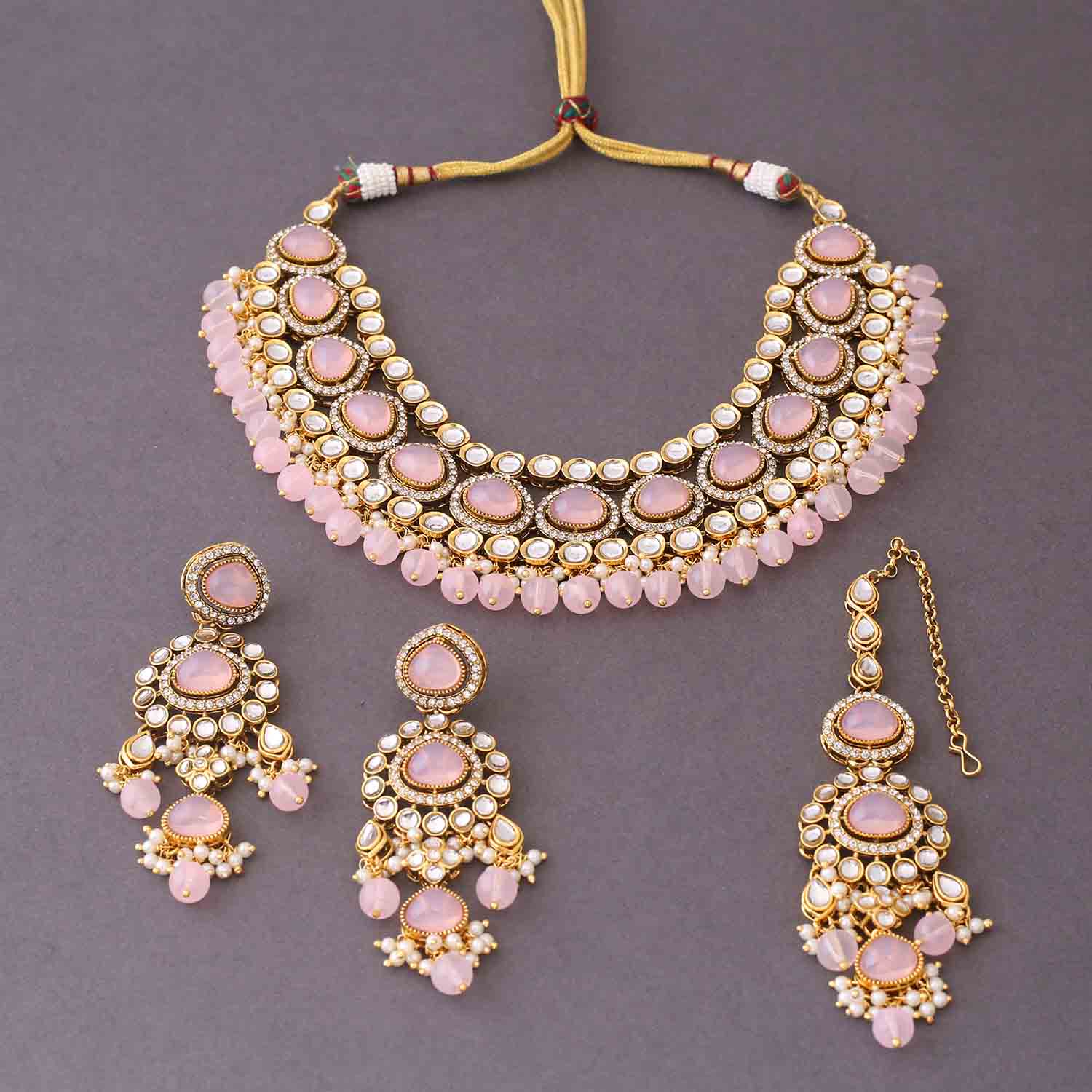 Blush Nikhina Kundan Jewellery Set - Image 4