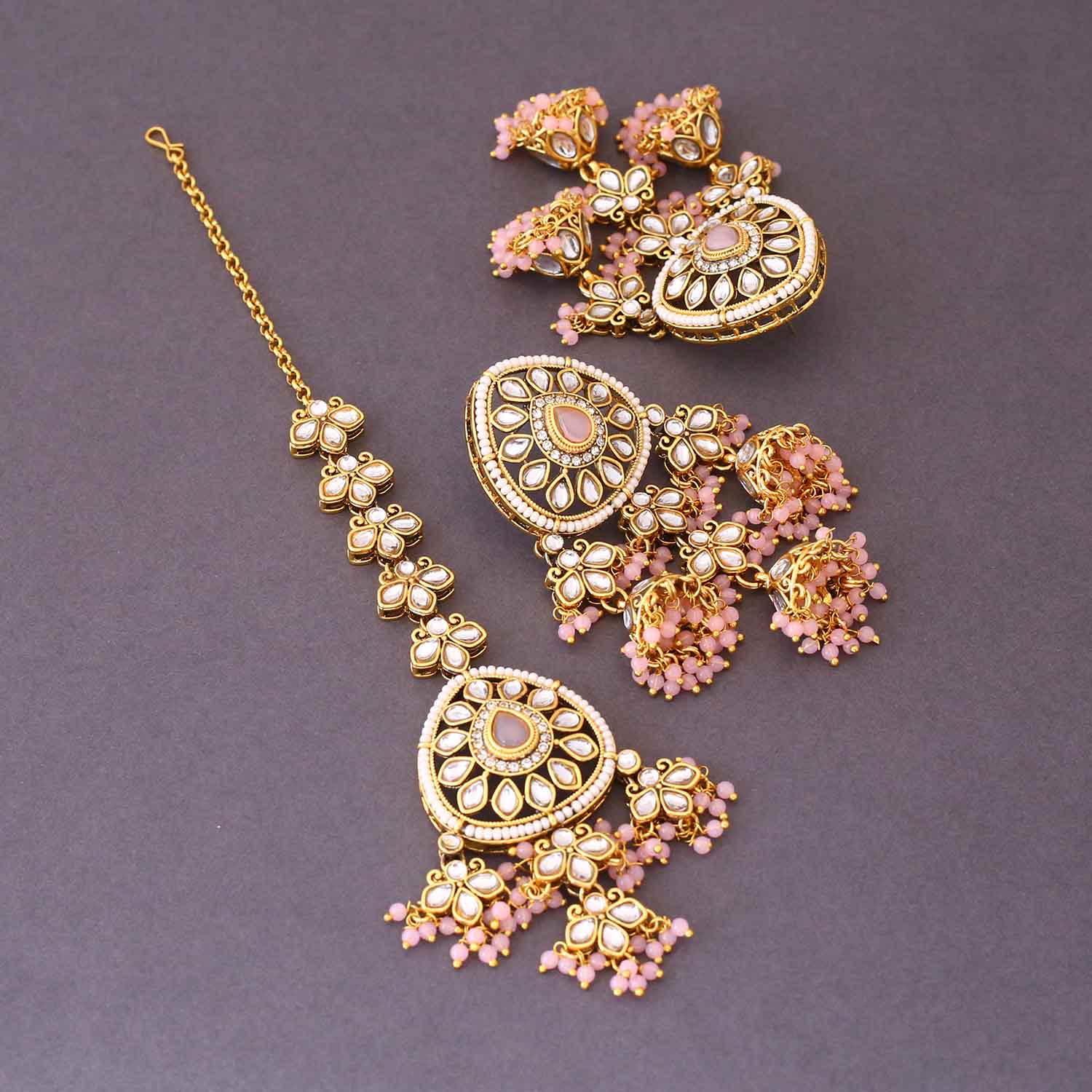 Blush Shatavari Maang Tikka Set - Image 4