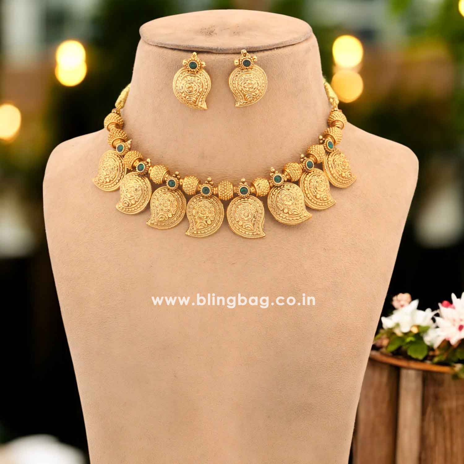 Emerald Shreejara Antique Jewellery Set- New Arrival - Image 2
