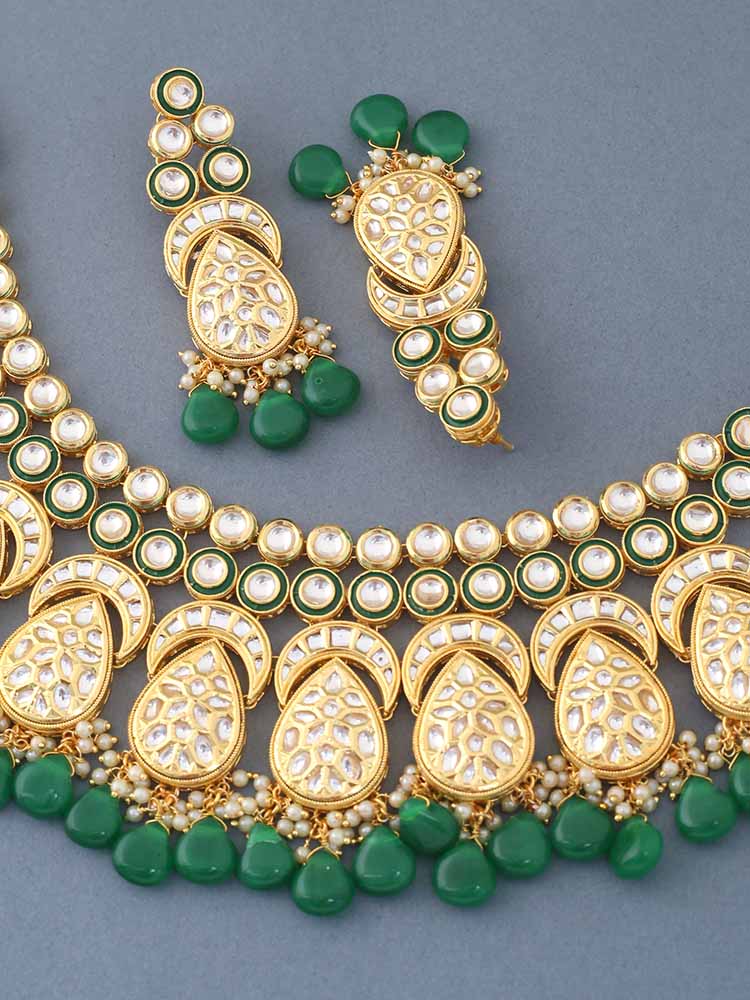 Emerald Aabeesha Jewellery Set - Image 3