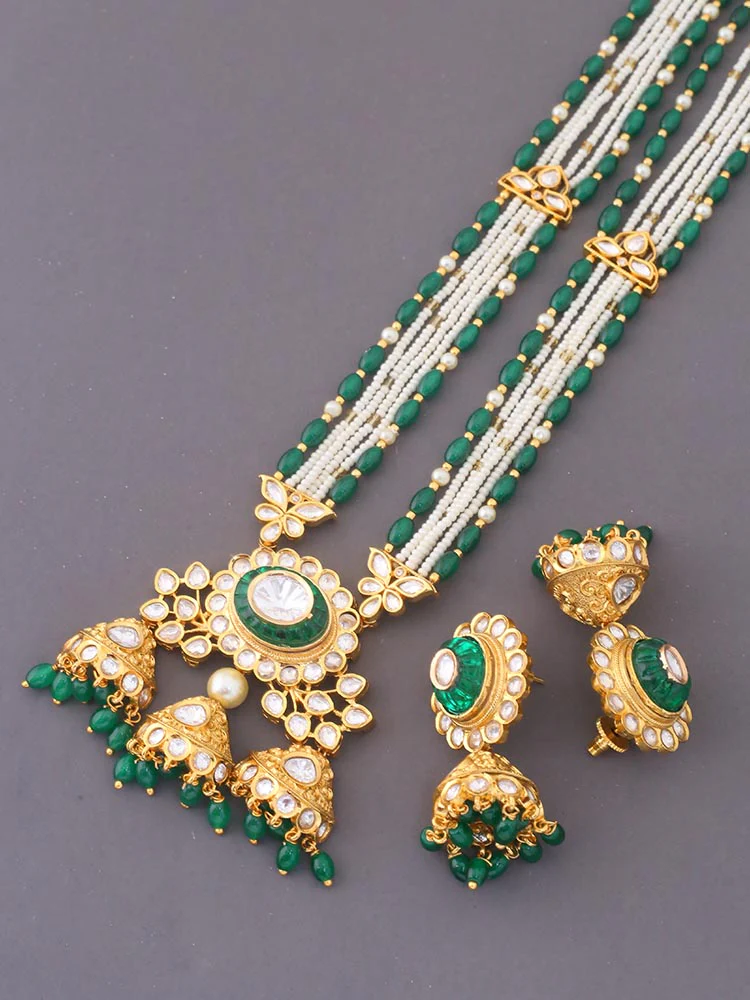 Emerald Aaliah Kundan Jewellery Set - Image 4