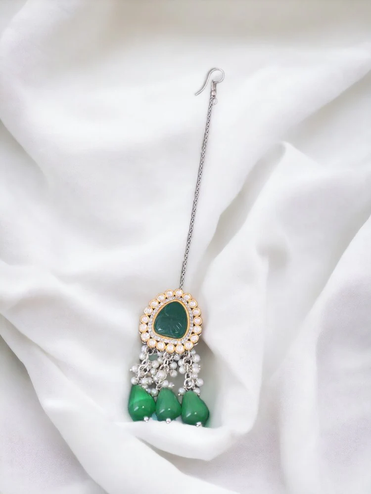 Emerald Aaric Maang Tikka