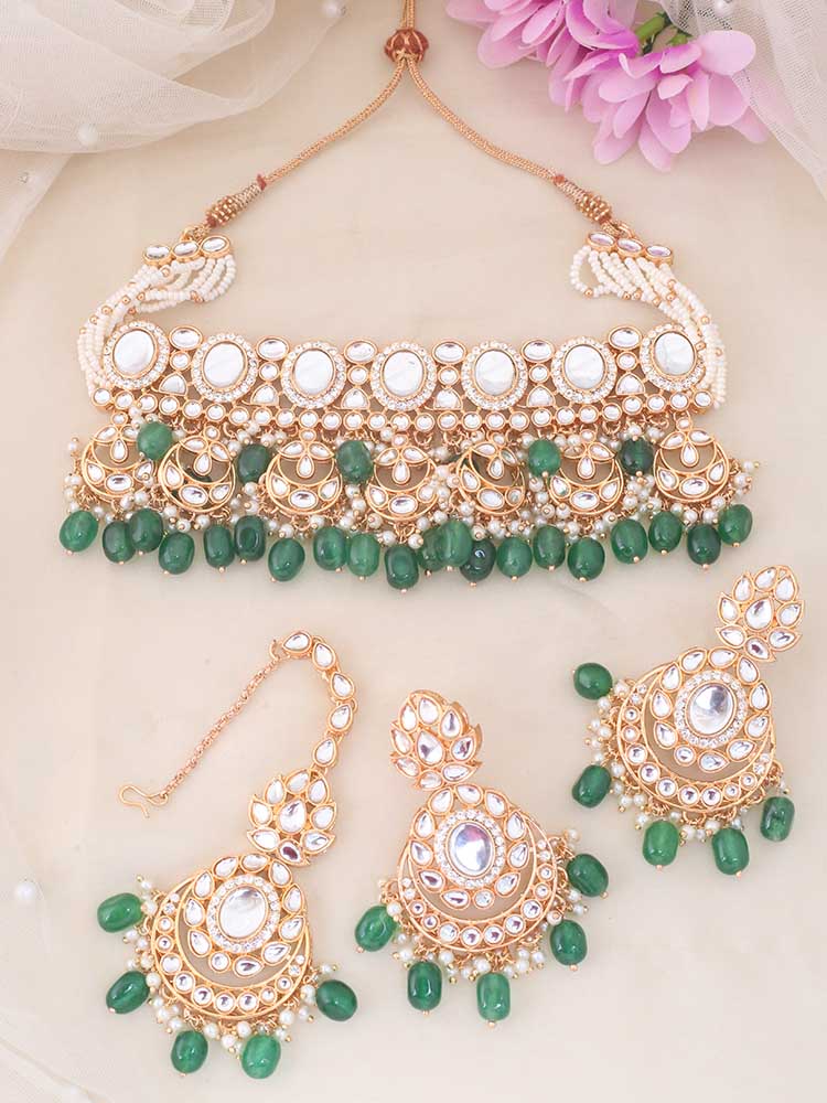 Emerald Albina Kundan Jewellery Set