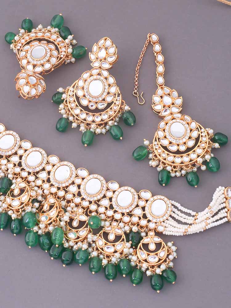 Emerald Albina Kundan Jewellery Set - Image 5