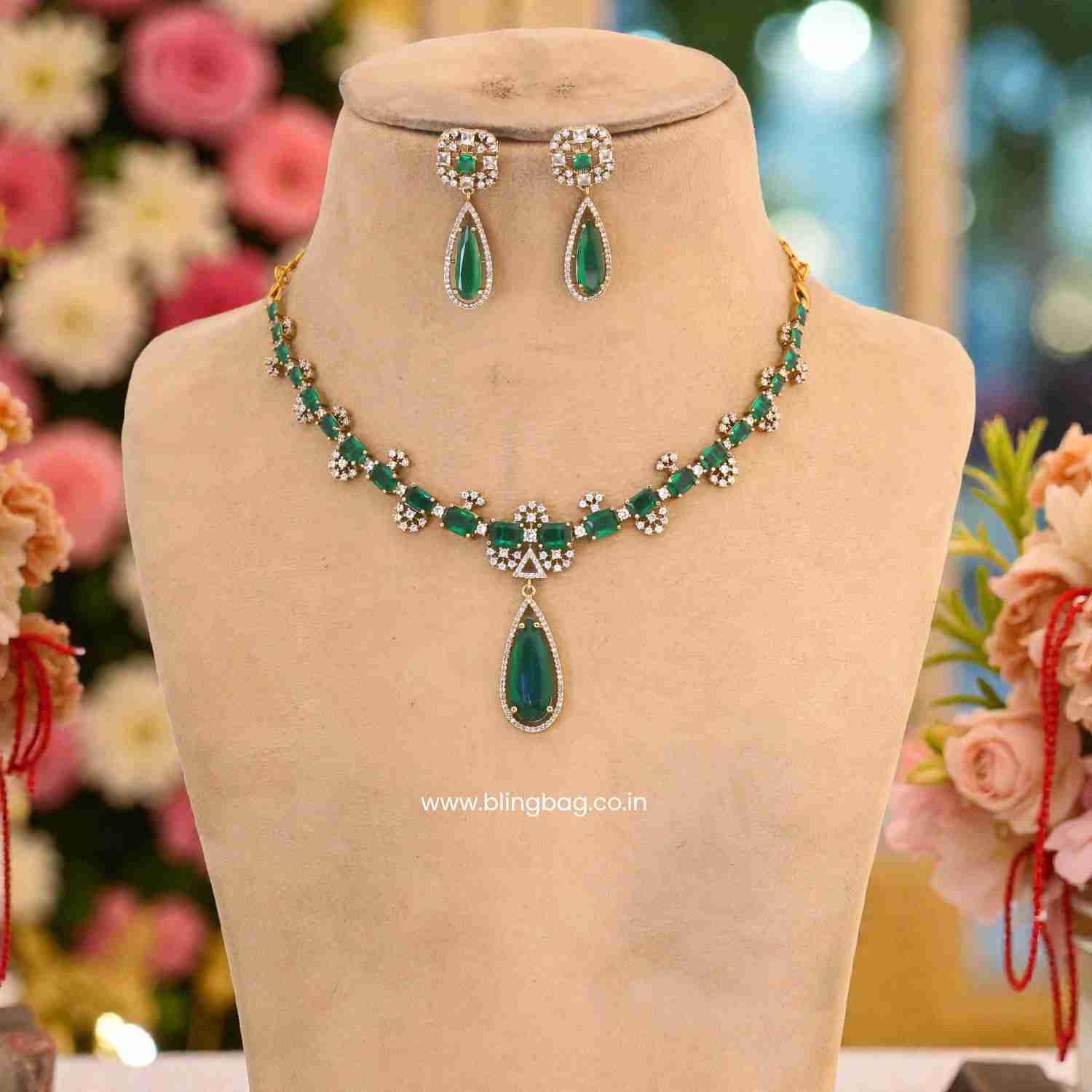 Emerald Alicea Victorian Jewellery Set - New Arrival - Image 3