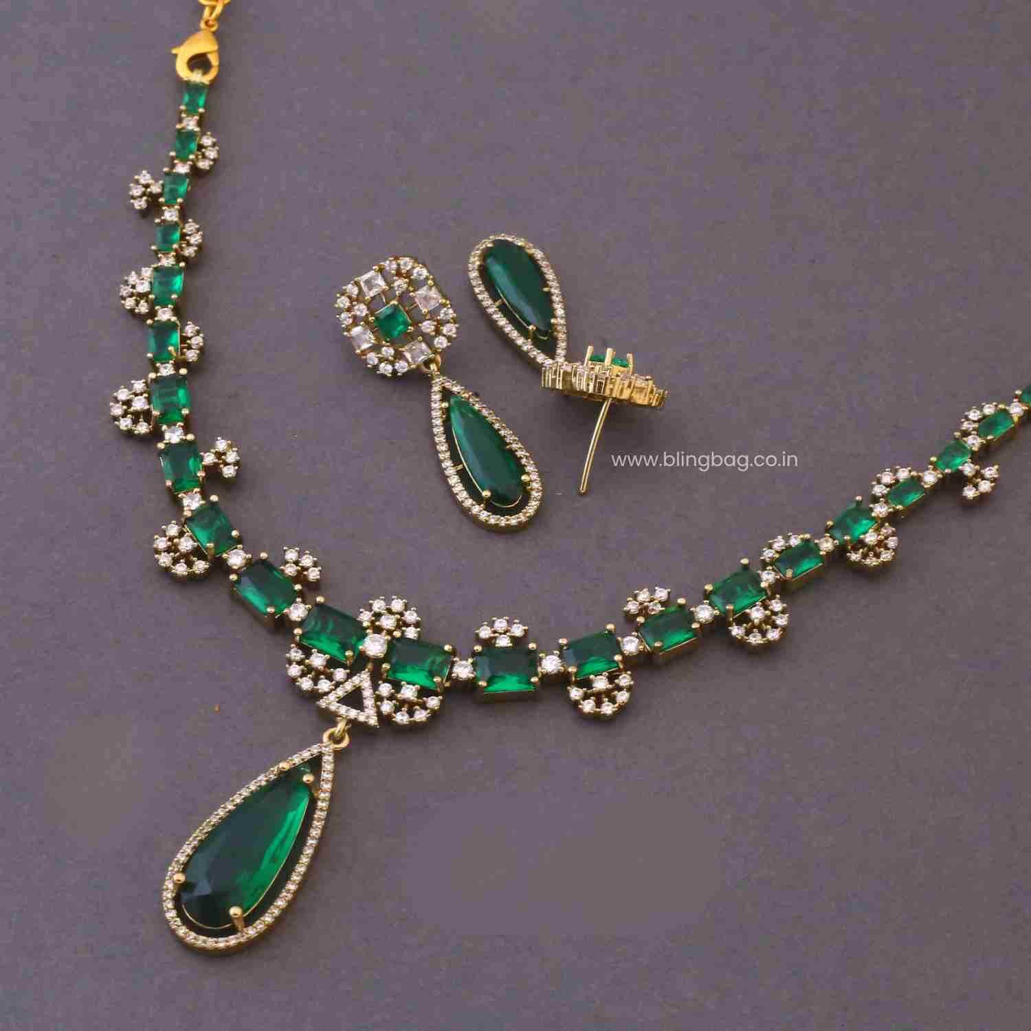 Emerald Alicea Victorian Jewellery Set - New Arrival - Image 5