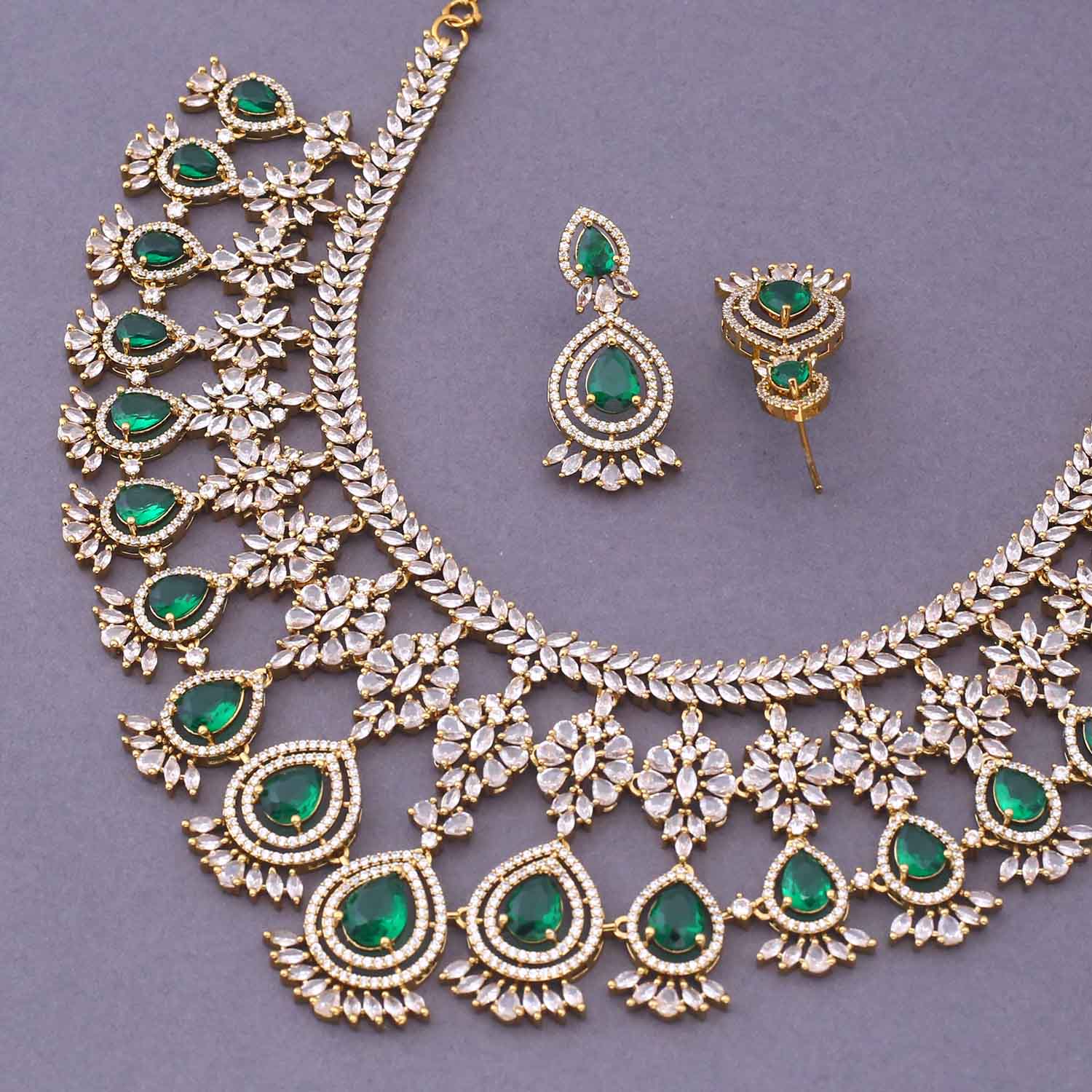 Emerald Almera Victorian Jewellery Set - New Arrival - Image 5