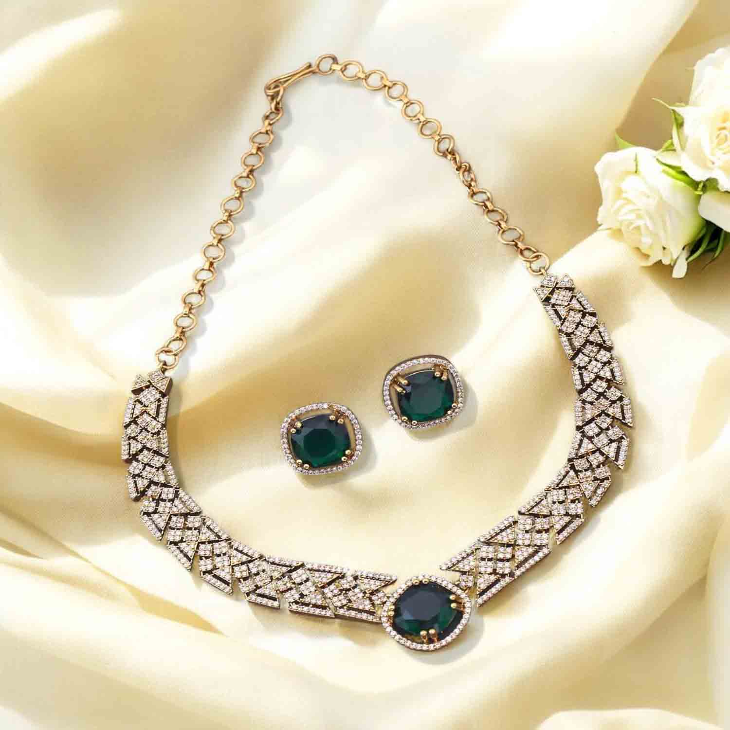 Emerald Alona Victorian Jewellery Set - New Arrival - Image 2
