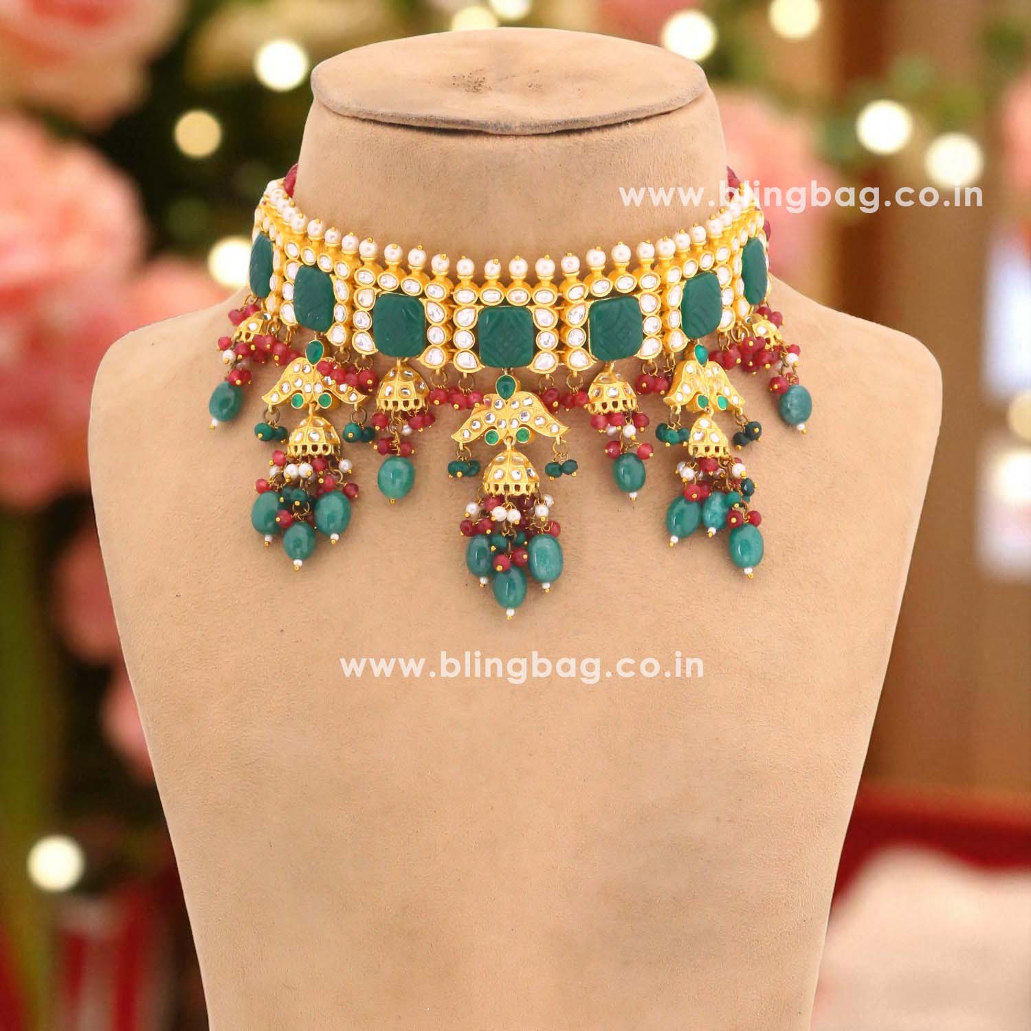 Emerald Altair Kundan Jewellery Set - Image 2