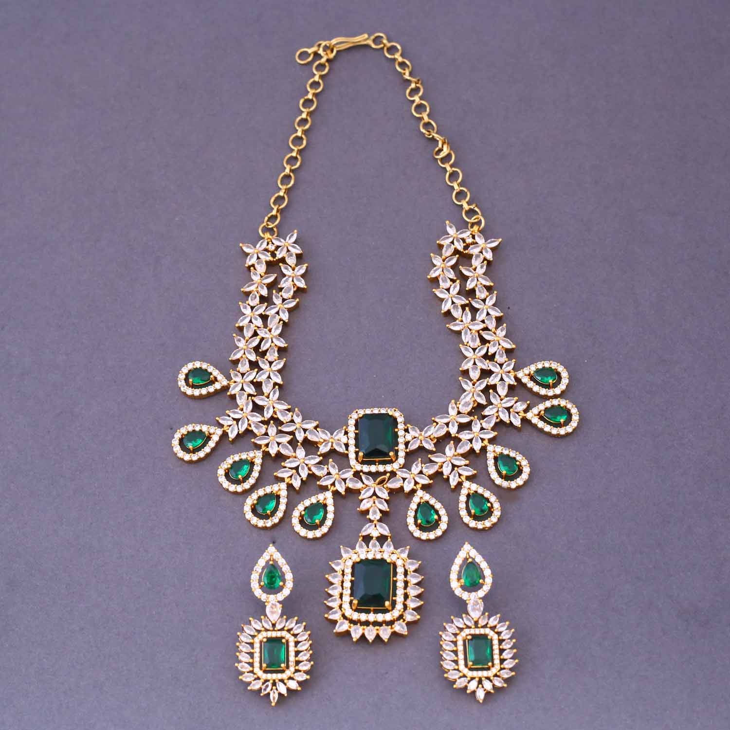Emerald Althaia Victorian Jewellery Set - New Arrival - Image 3