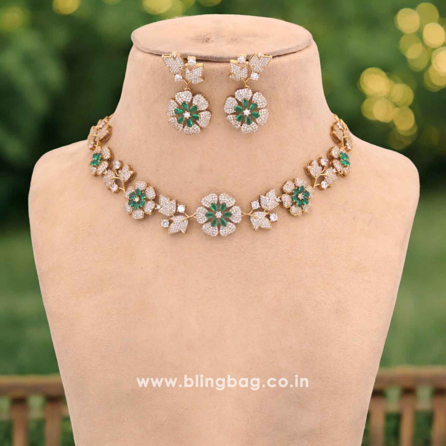 Emerald Arbell Victorian Jewellery Set - New Arrival - Image 3