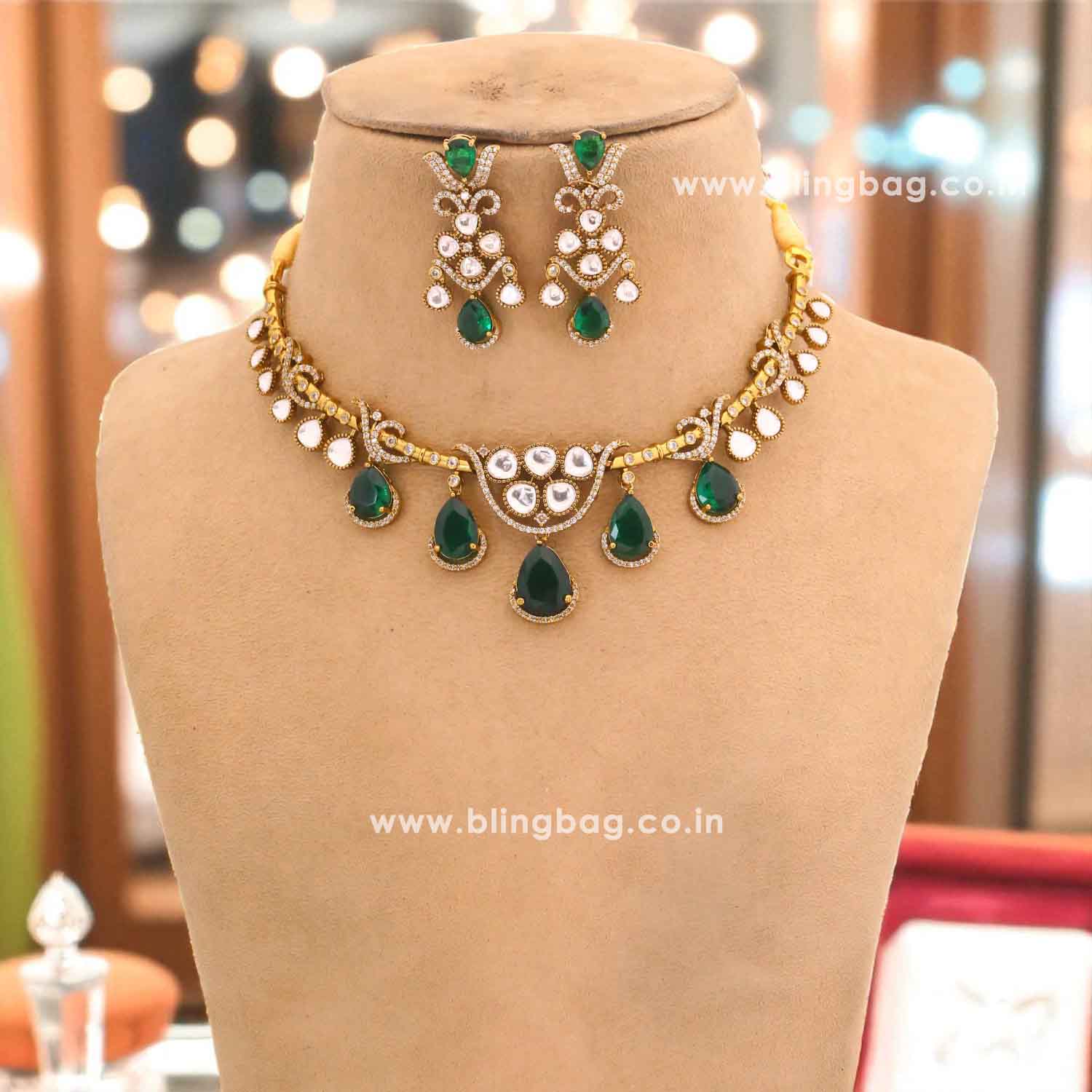Emerald Aurelisse Victorian Jewellery Set - New Arrival - Image 3