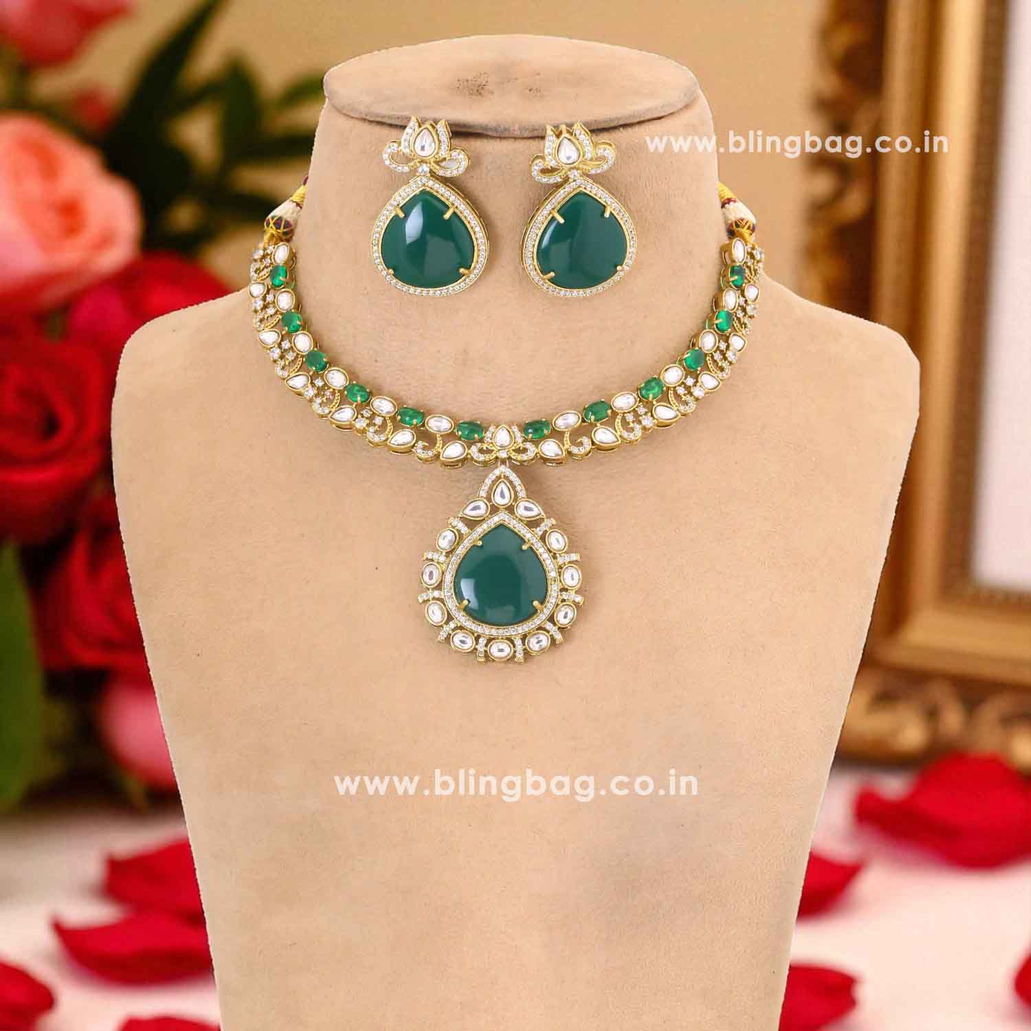 Emerald Aurendra Victorian Jewellery Set - New Arrival - Image 3