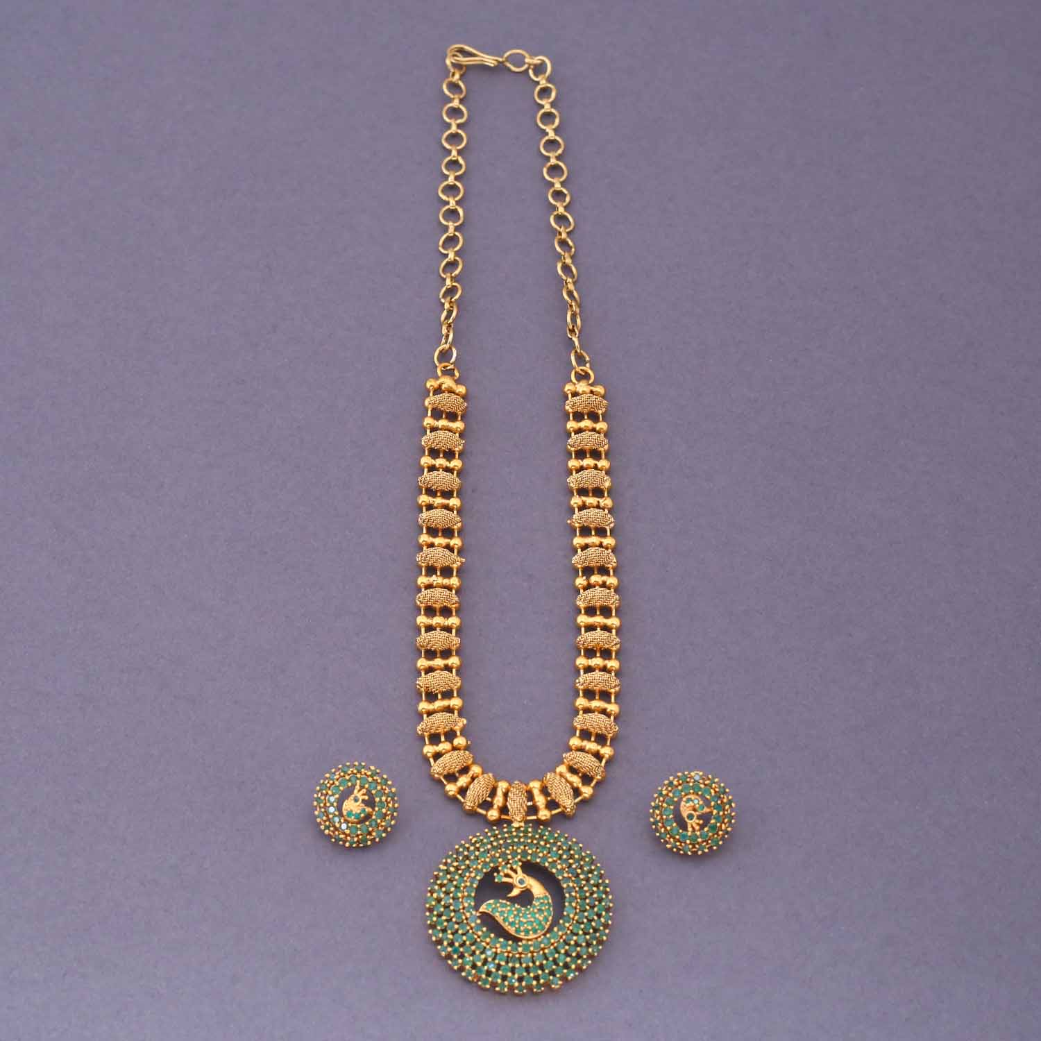 Emerald Balika Antique Jewellery Set - New Arrival - Image 3