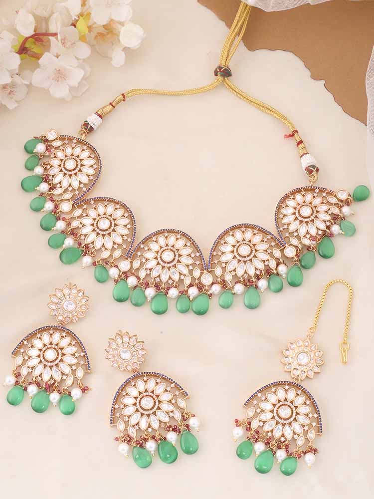 Emerald Bhargavi Kundan Jewellery Set - Image 2