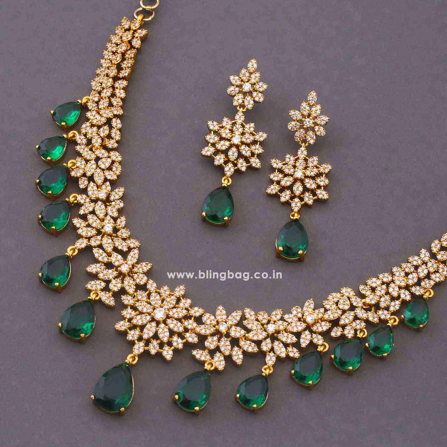 Emerald Caliora Victorian Jewellery Set - New Arrival - Image 5