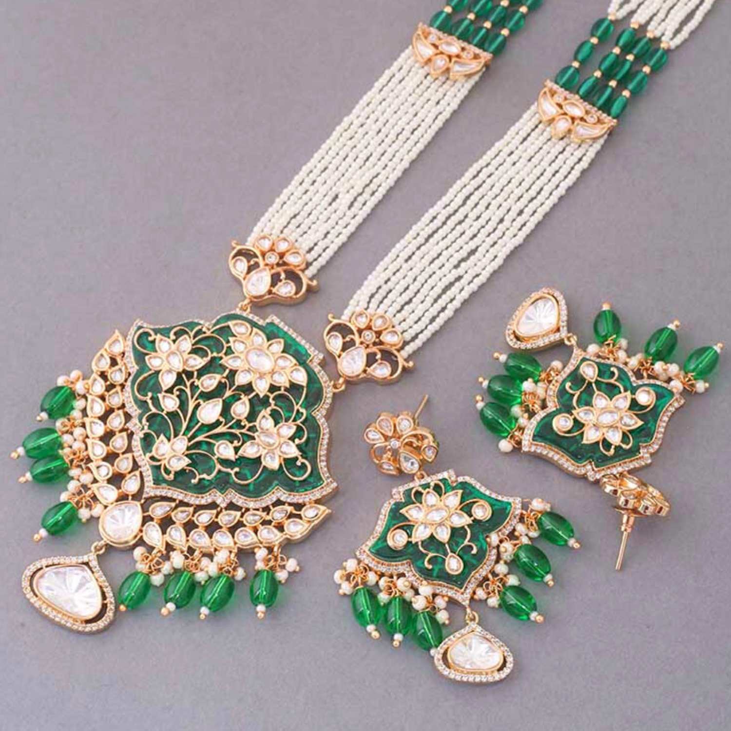Emerald Caric Kundan Jewellery Set - EOSS - Image 5