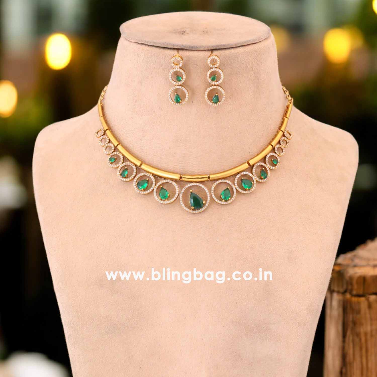 Emerald Chaitani Antique Jewellery Set- New Arrival - Image 3