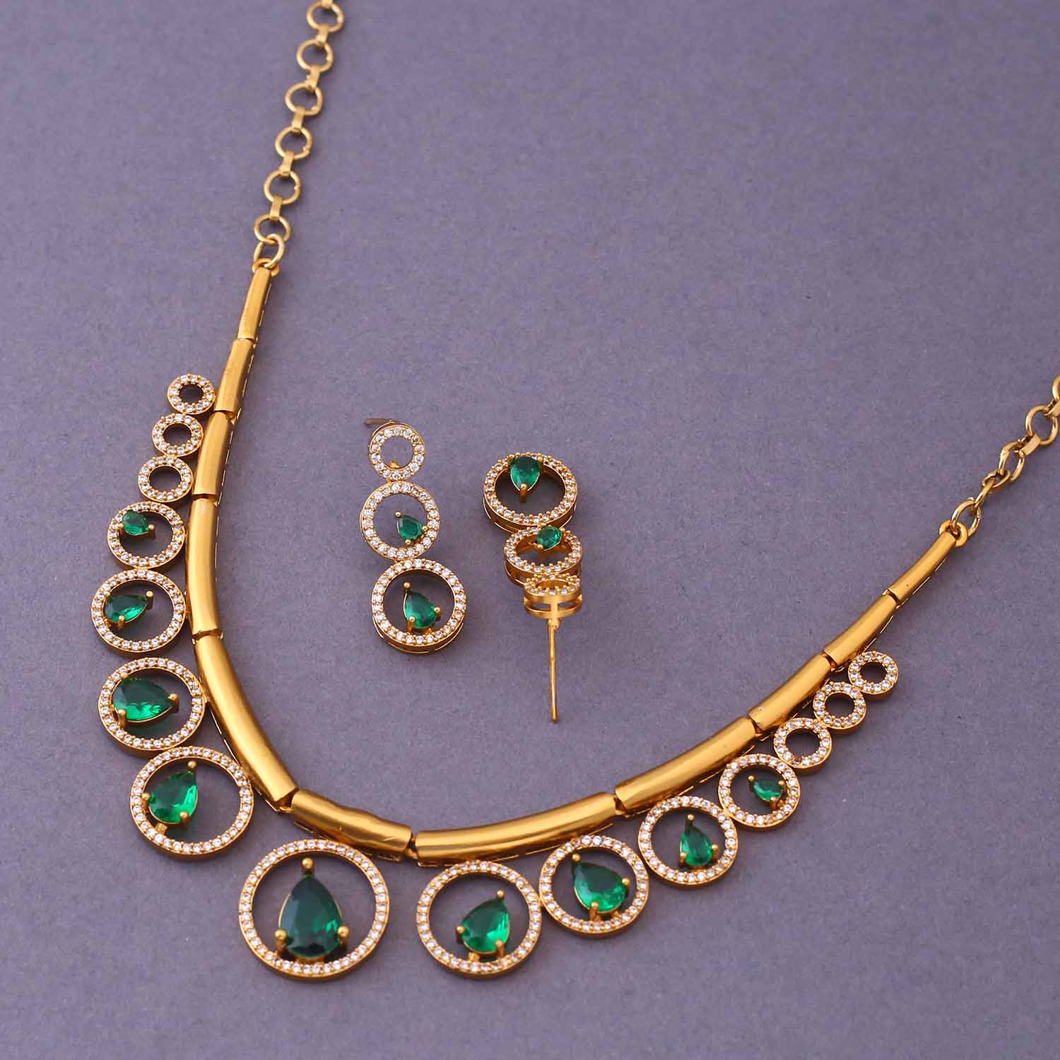 Emerald Chaitani Antique Jewellery Set- New Arrival - Image 5