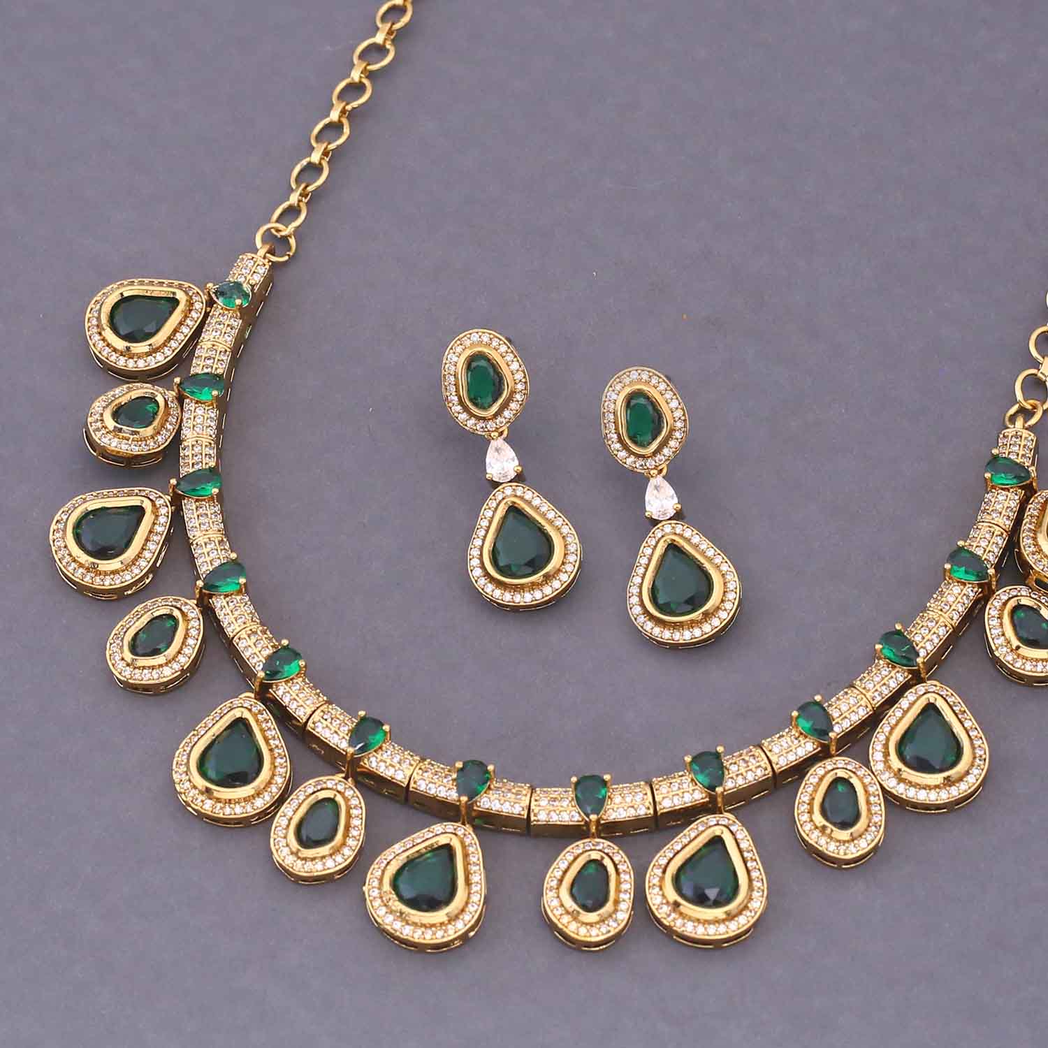 Emerald Chintz Hasli Victorian Jewellery Set - New Arrival - Image 5