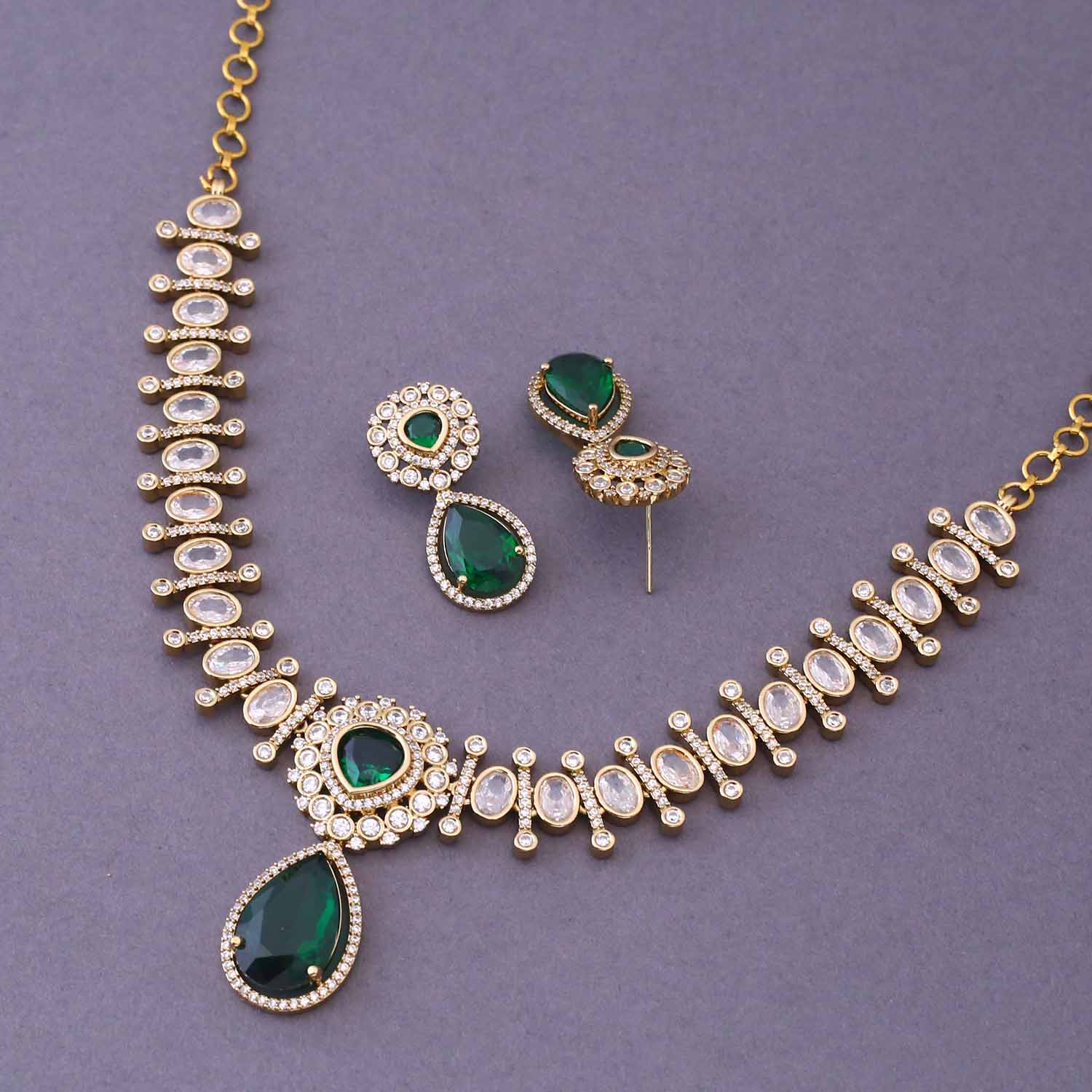 Emerald Clamen Victorian Jewellery Set -New Arrival - Image 5