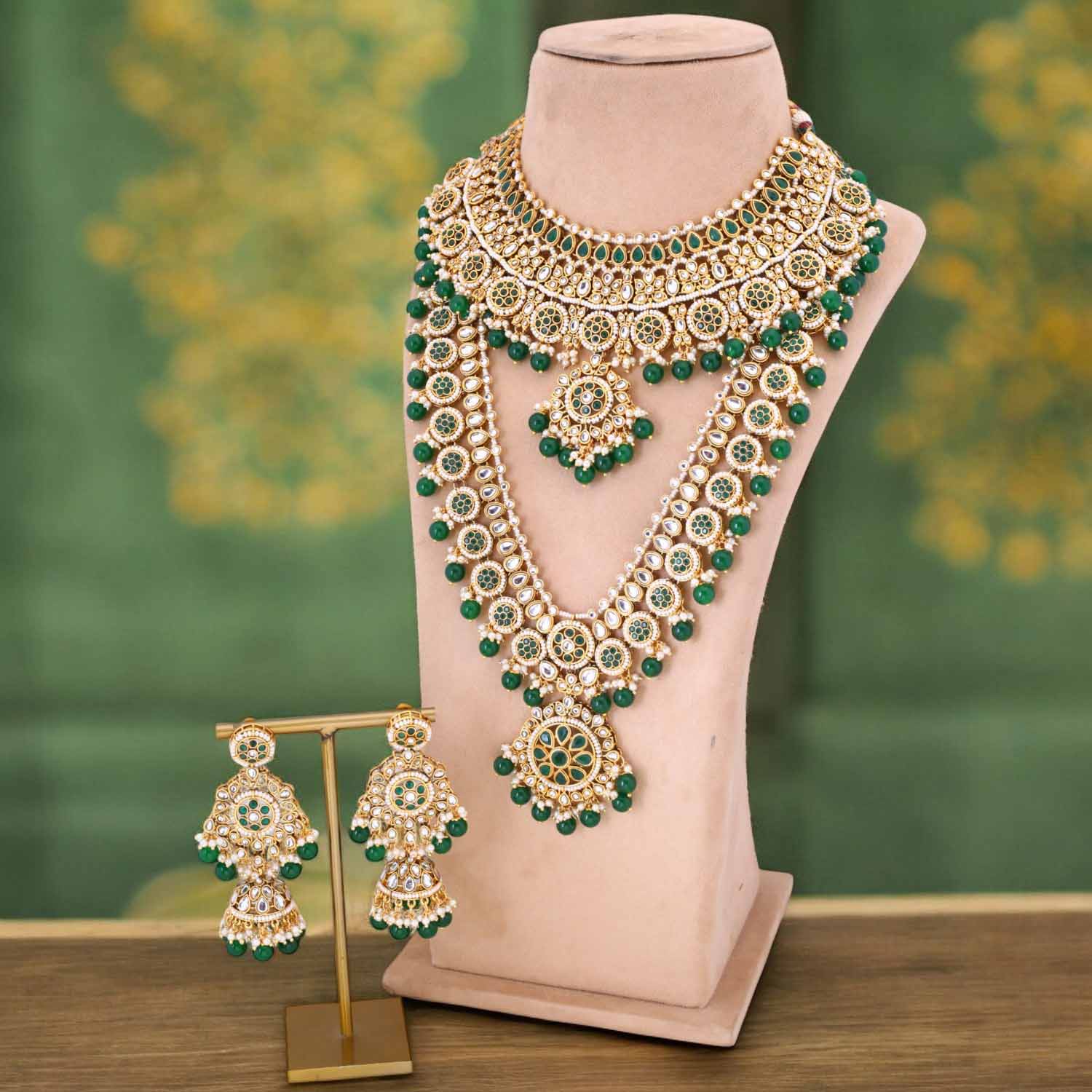 Emerald Cristina Bridal Jewellery Set - Image 3