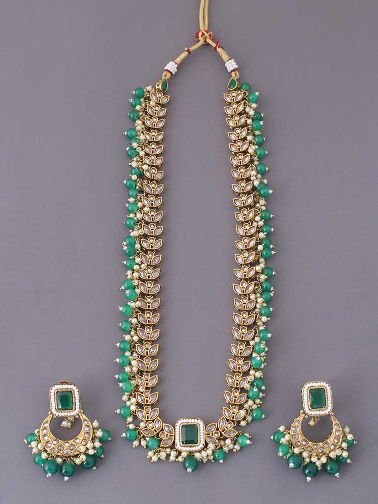 Emerald Dyuthi Jewellery Set - Image 3
