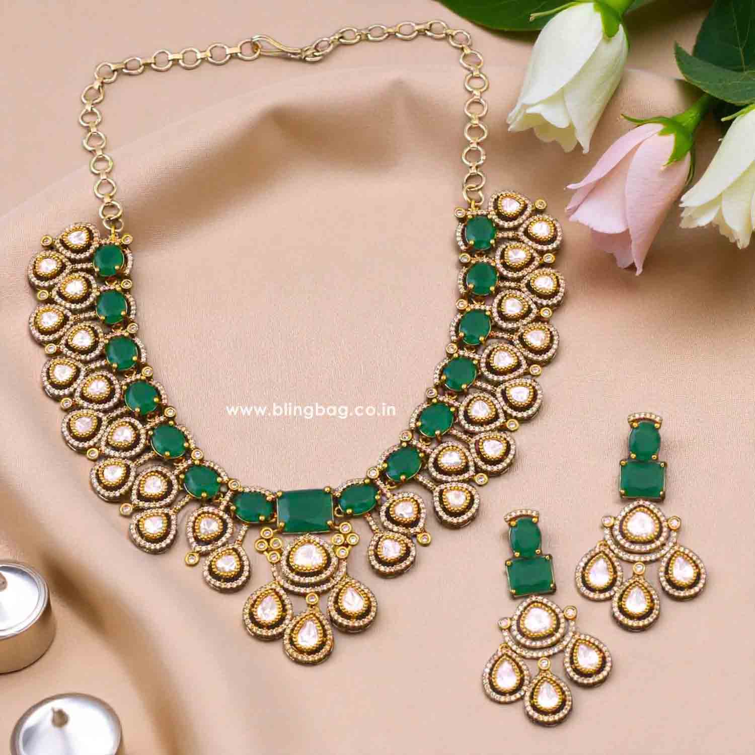 Emerald Elizaveta Victorian Jewellery Set - New Arrival - Image 2