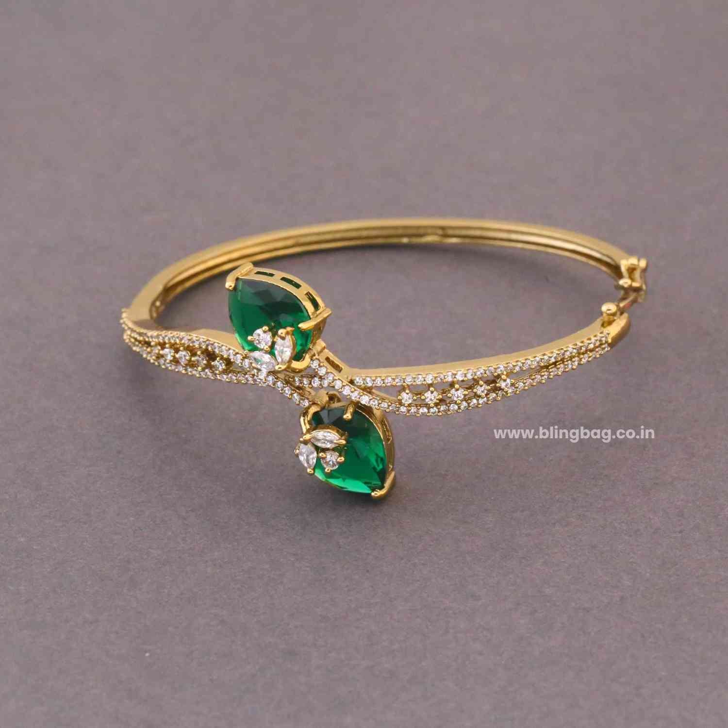 Emerald Evaa Victorian Bracelet - Image 4