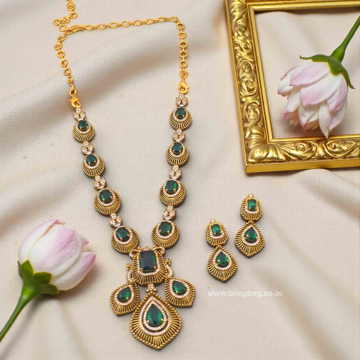 Emerald Evalyn Victorian Jewellery Set- New Arrivals - Image 2