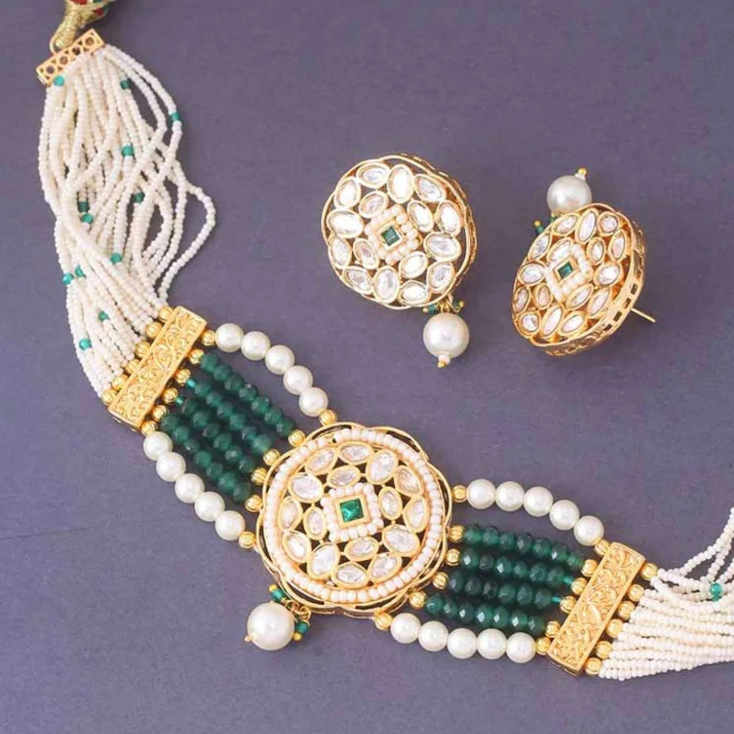 Emerald Geetika Jewellery Set - Image 5
