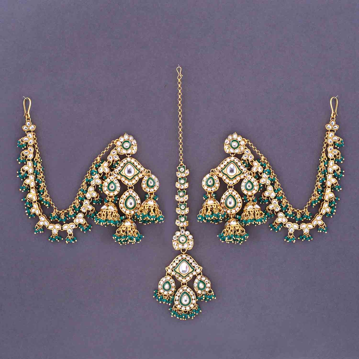 Emerald Giloy Maang Tikka Set - Image 3