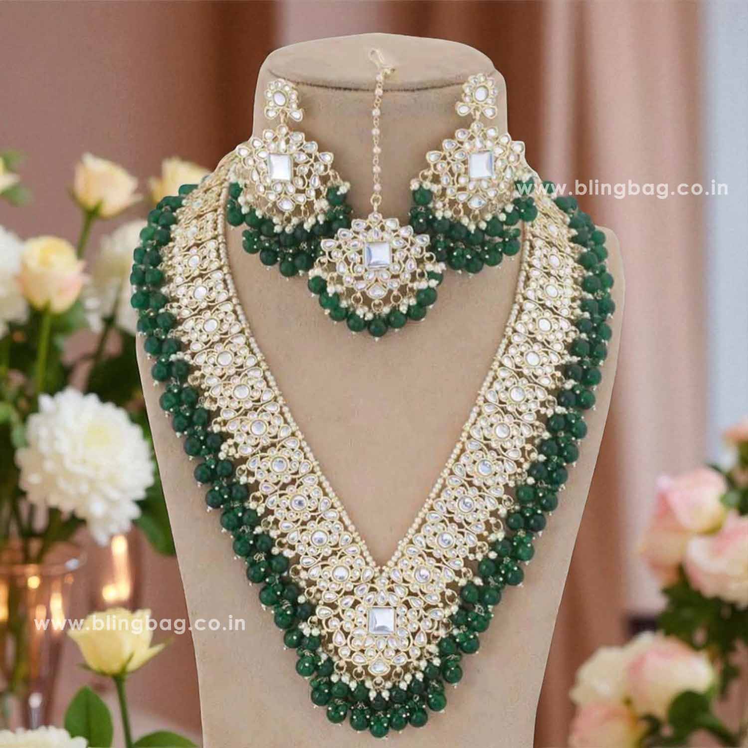 Emerald Gracia Kundan Jewellery Set - Image 2