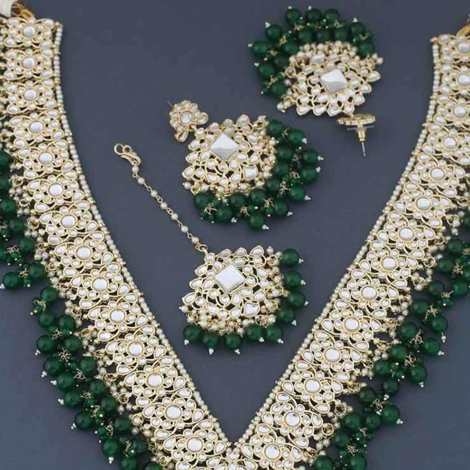 Emerald Gracia Kundan Jewellery Set - Image 4