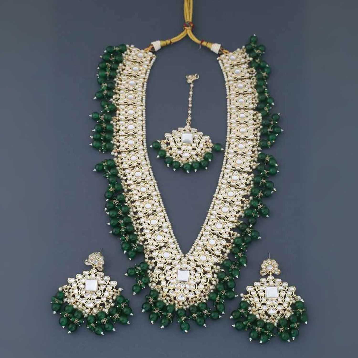 Emerald Gracia Kundan Jewellery Set - Image 5