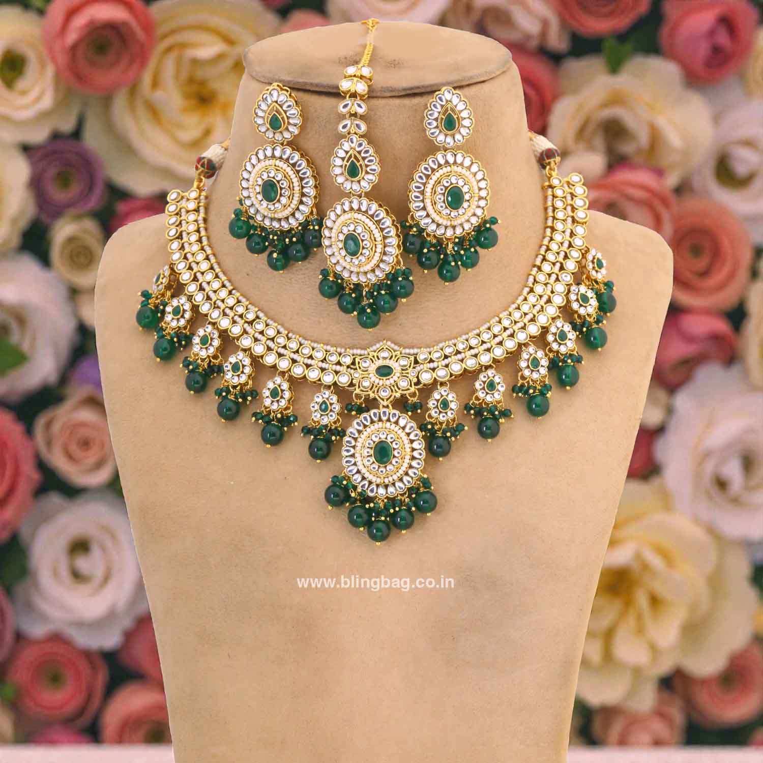 Emerald Grishma Kundan Jewellery Set - Image 3