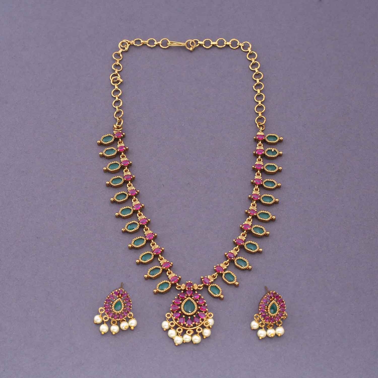 Emerald Harleen Antique Jewellery Set - New Arrival - Image 3