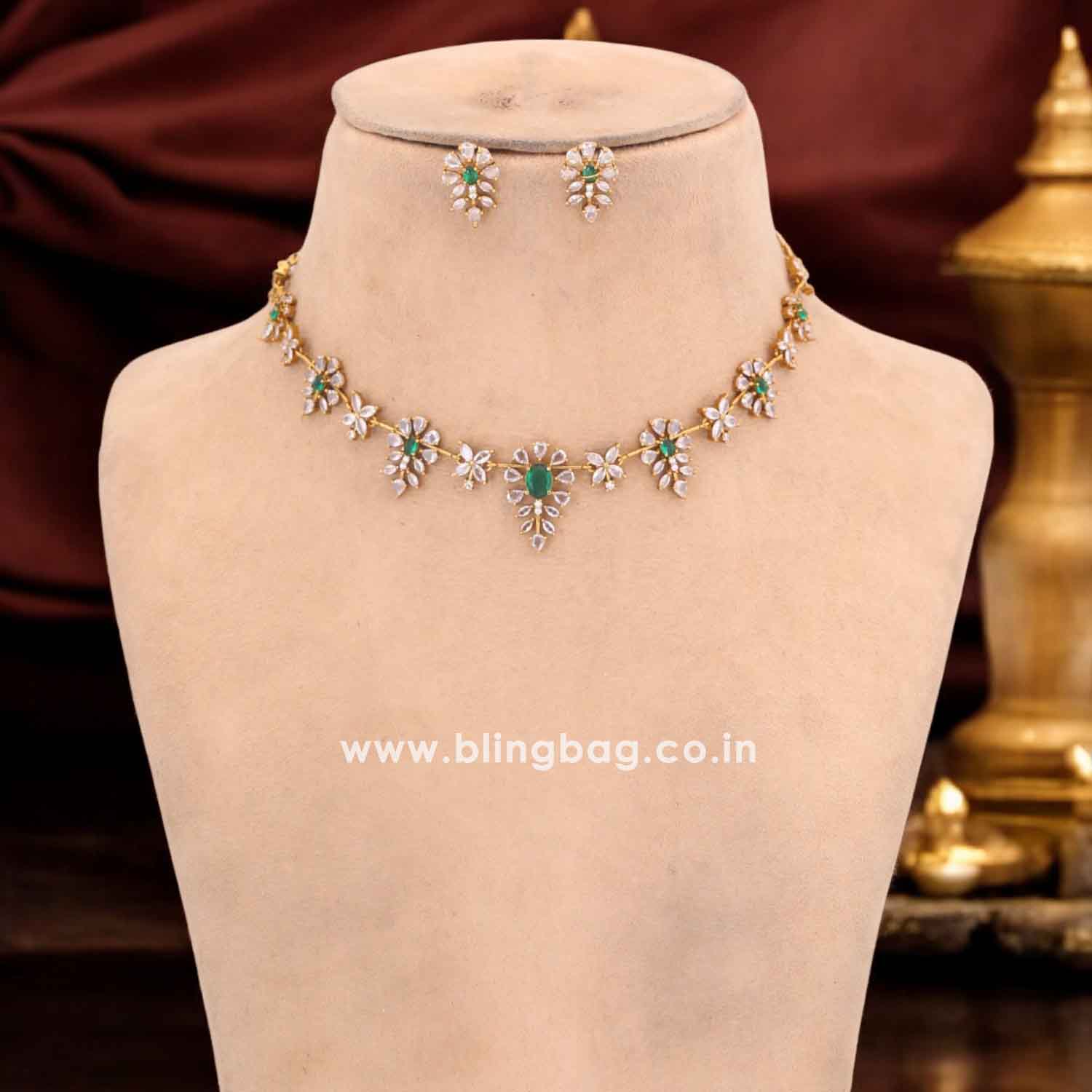 Emerald Heike Victorian Jewellery Set - New Arrival - Image 2