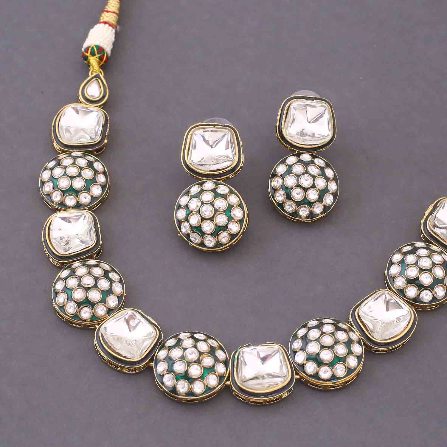 Emerald Hrishita Kundan Jewellery Set - Image 5