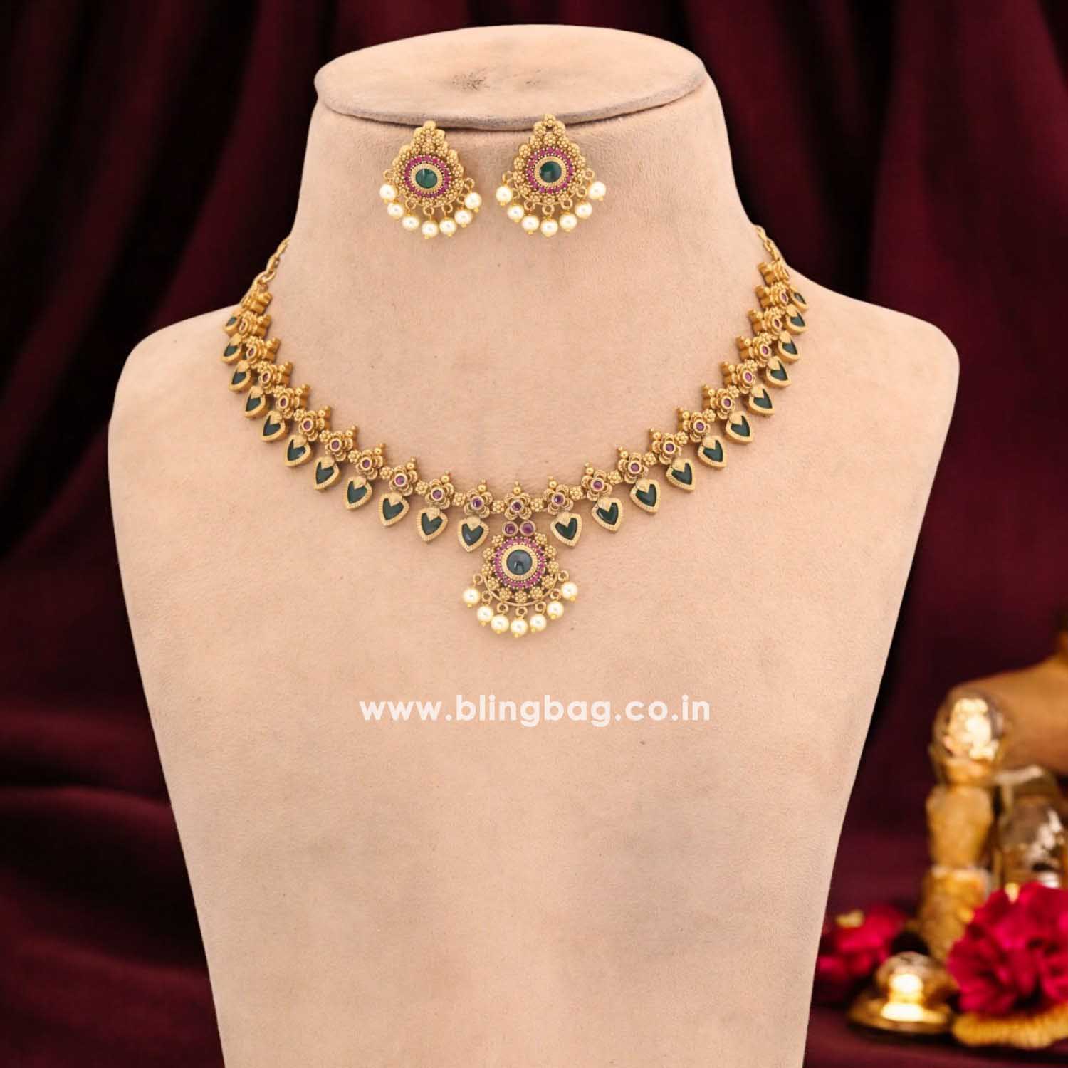 Emerald Idona Antique Jewellery Set - New Arrival - Image 2