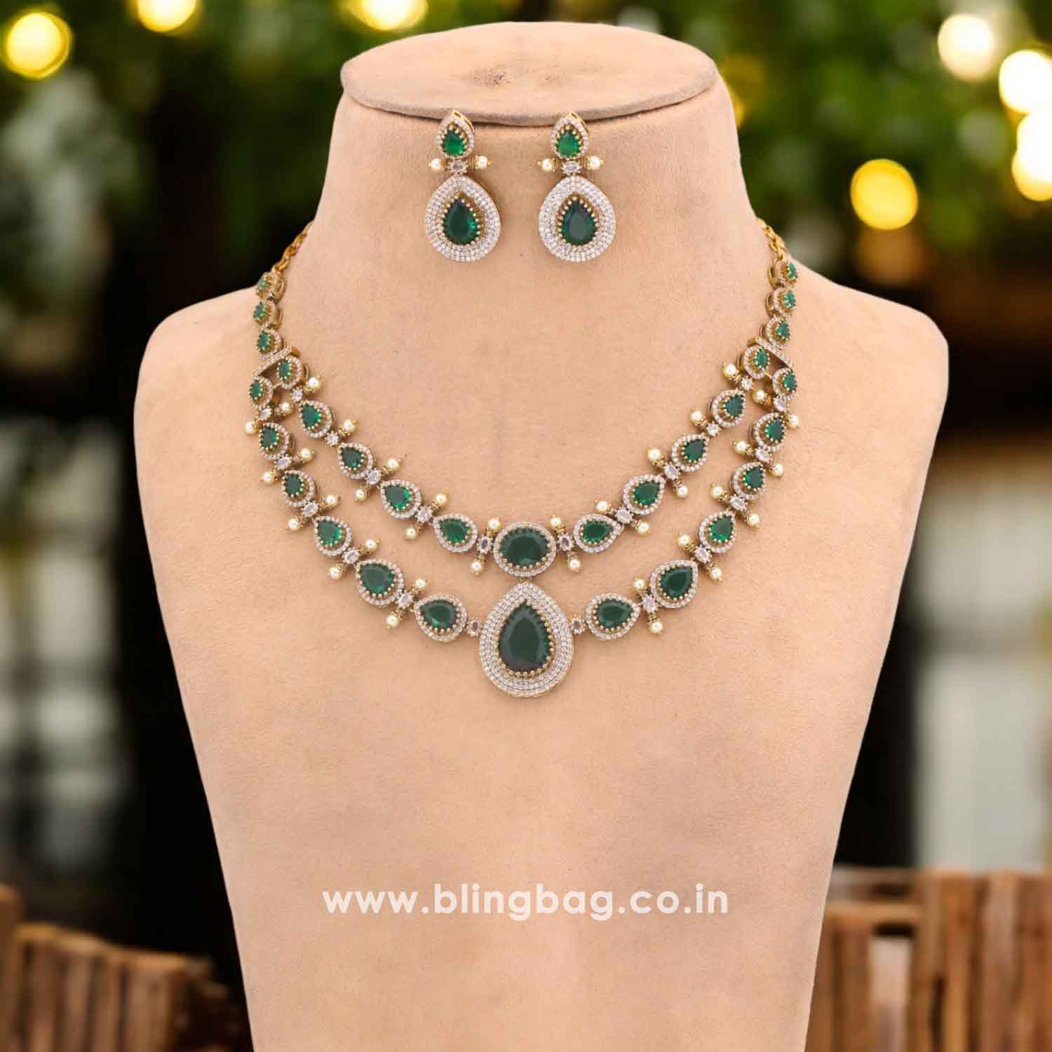 Emerald Imara Victorian Jewellery Set - New Arrival - Image 3