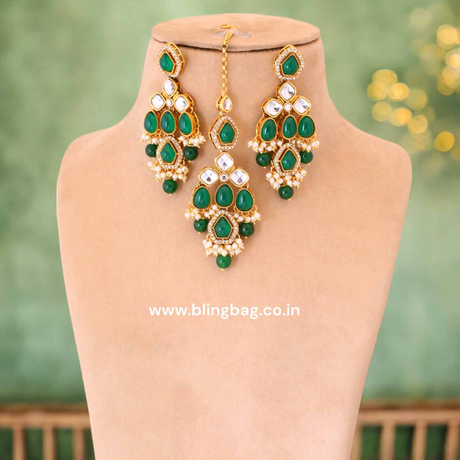 Emerald Kaviya Kundan Jewellery Set - Image 4