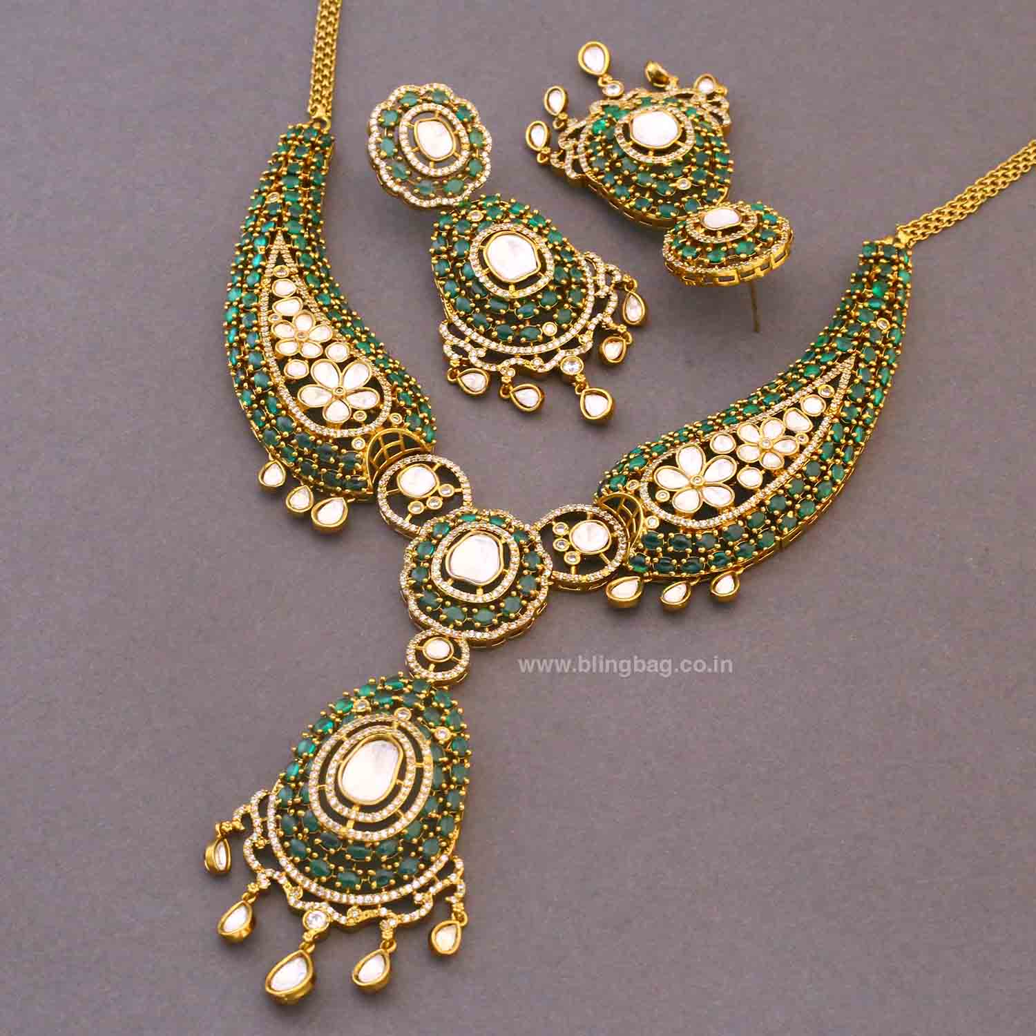 Emerald Kriken Hasli Victorian Jewellery Set- New Arrivals - Image 5
